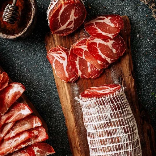 Ceafă crud-uscată | Сыровяленая свиная шея